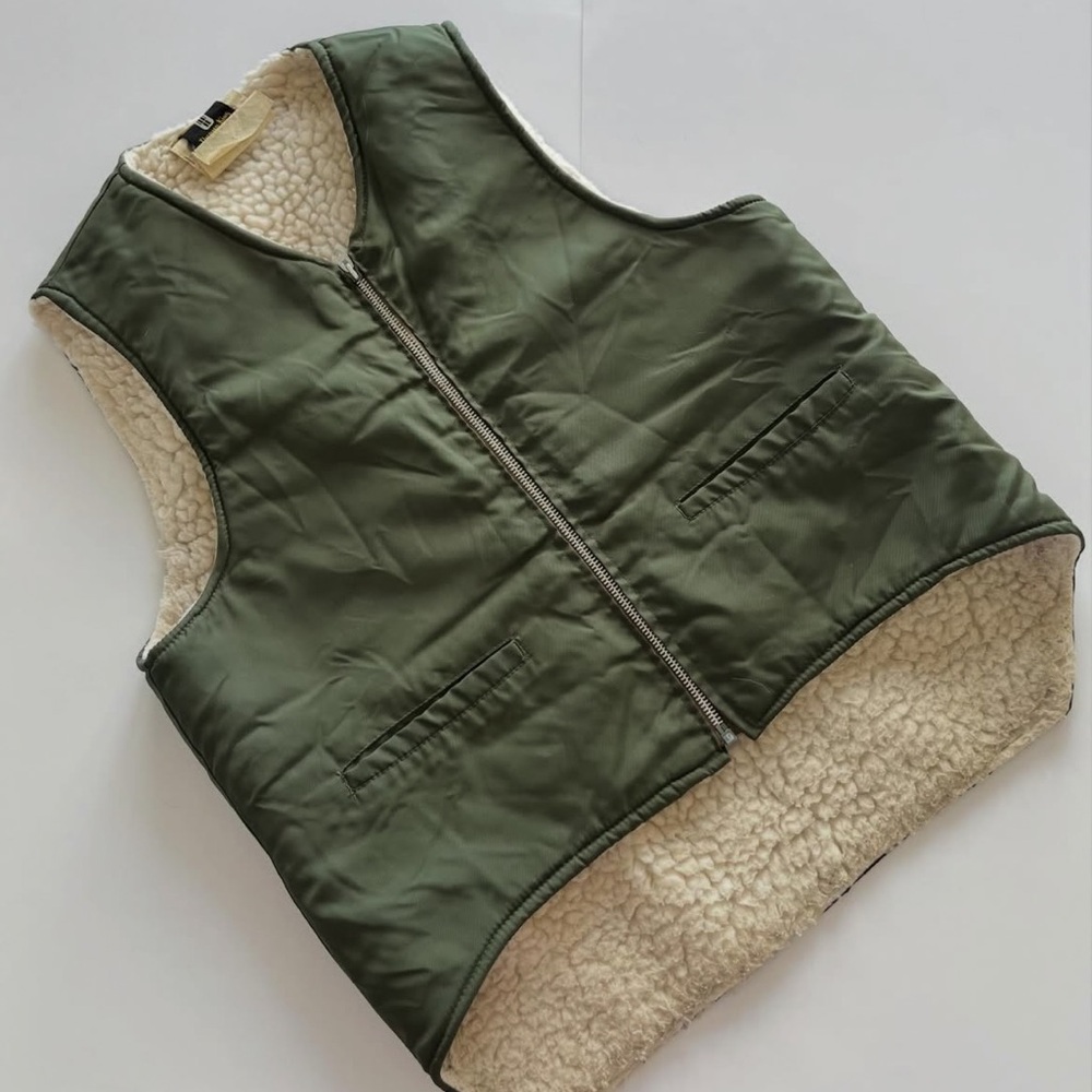 Amazing Vintage Army Green Vest. Made in Canada (Montreal)